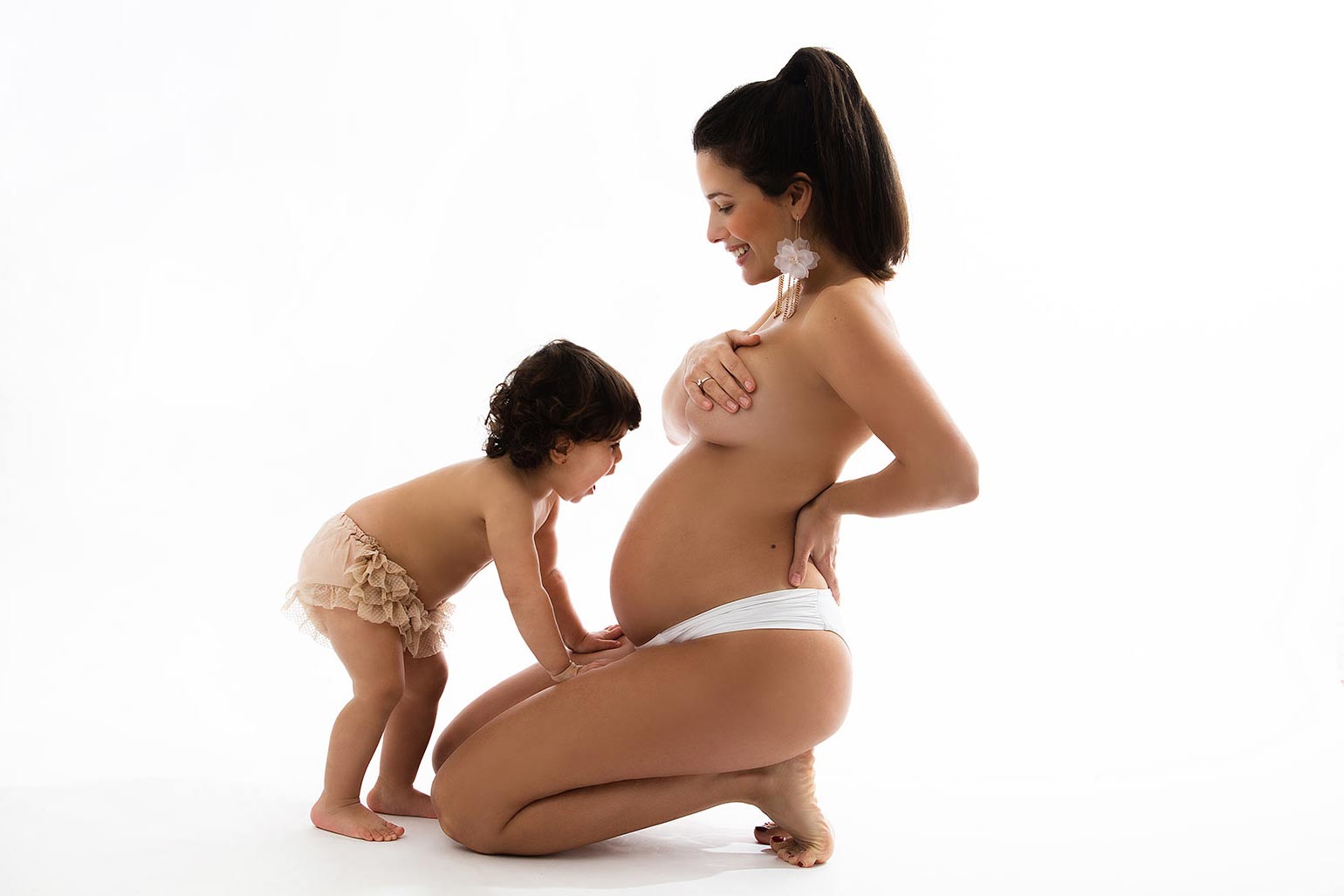 Schwangerschaft shooting Mutter mit ihrer Tochter